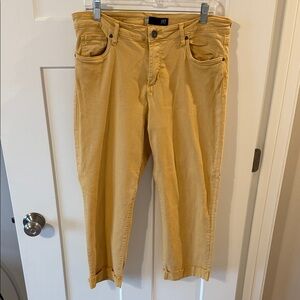 Kut from the Kloth Mustard Capris